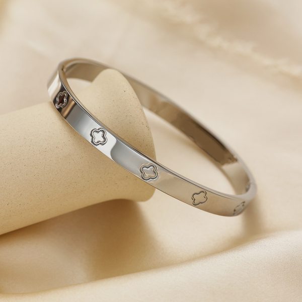 O1CN01XhYZUg25wjUj8cGX8_3529117591-0-cib.jpg Stainless Steel Screw Bangle 799105861060