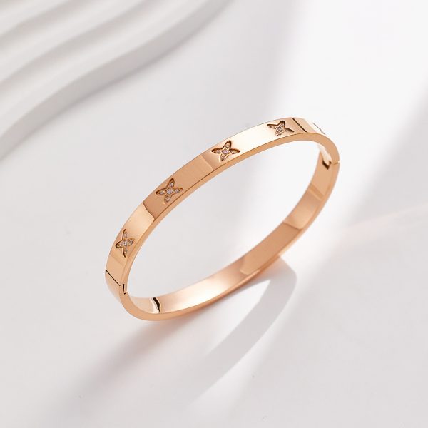 O1CN01YKQmFd25wjNxxskLK_3529117591-0-cib.jpg Stainless Steel Zirconia Bangle 724029400644