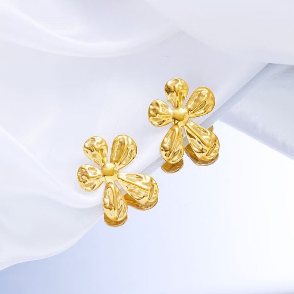 O1CN01ZGrcKn25wjYNRqTM4_3529117591-0-cib.jpg Stainless Steel Hammered Flower Earrings 861311002723