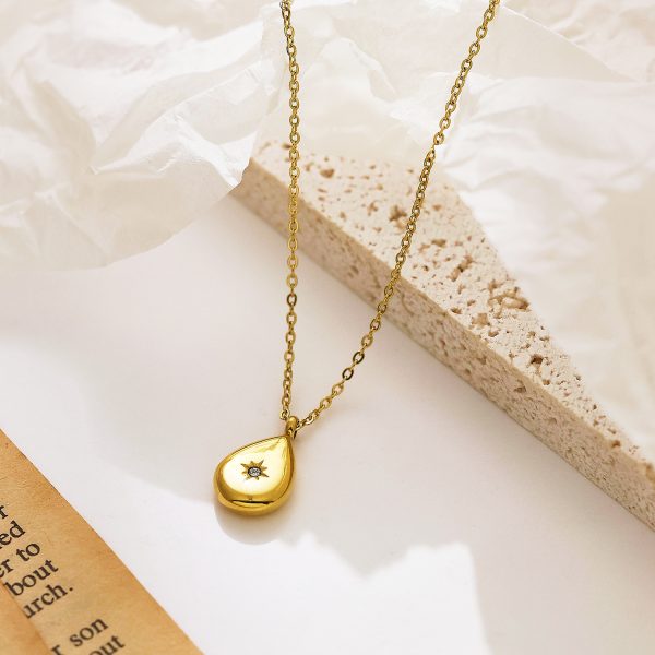 O1CN01ZTEhlx25wjRVhD2Ni_3529117591-0-cib.jpg Stainless Steel Zirconia Star Necklace 755240610097