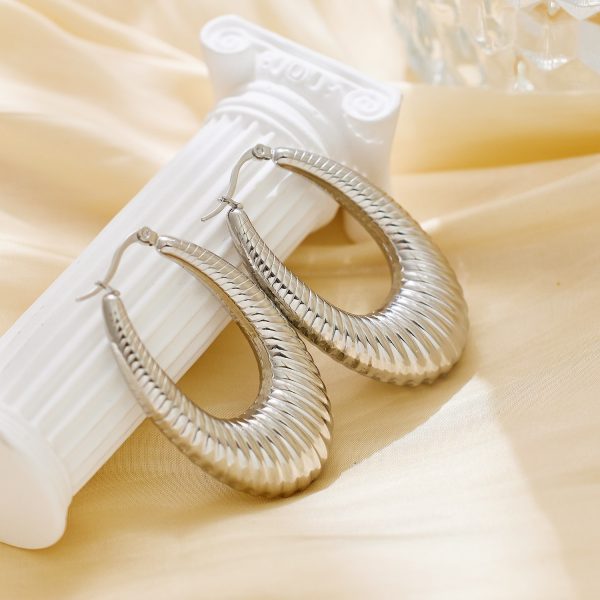 O1CN01ZdtBsV25wjbtEBaMa_3529117591-0-cib.jpg Stainless Steel Triple Layer Earrings 761898625006