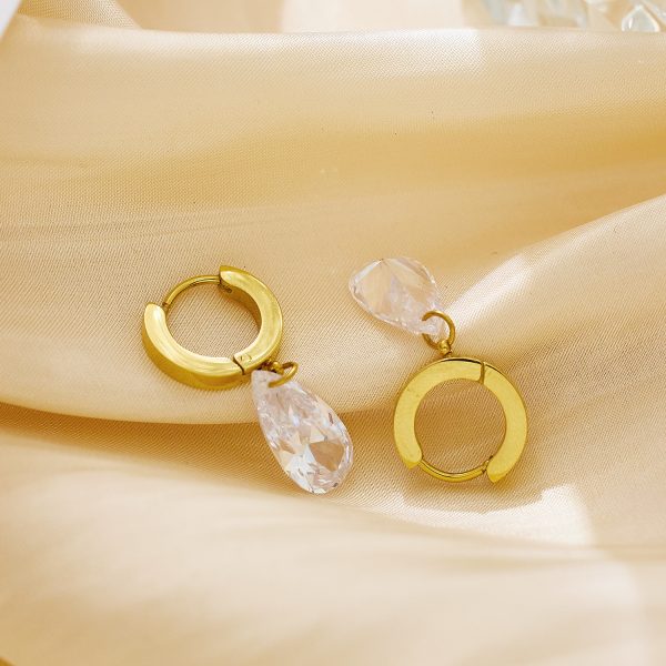 O1CN01Zt9dRb25wjRckakI8_3529117591-0-cib.jpg Stainless Steel Hexagon Earrings 756725806821