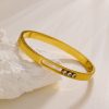 O1CN01apUmcr25wjOcdEBle_3529117591-0-cib.jpg Stainless Steel Screw Bangle 729837266777