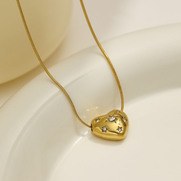 O1CN01bOvtQG25wjUlI48pJ_3529117591-0-cib.jpg Stainless Steel Rhinestone Heart Necklace 801009547172