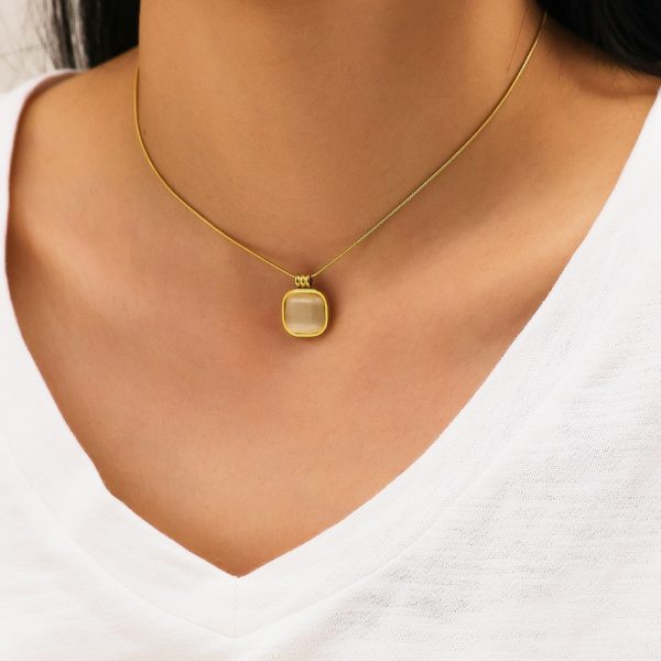O1CN01bzDU4F25wjW6NnvsQ_3529117591-0-cib.jpg Stainless Steel Cat's Eye Square Necklace 825127476346