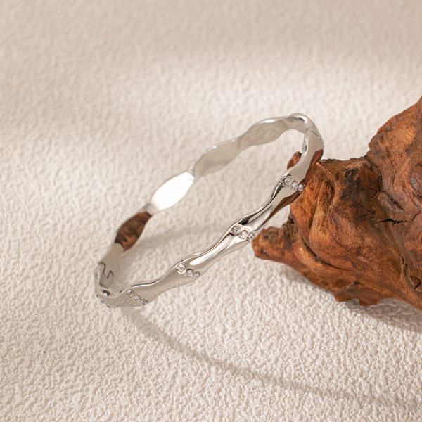 O1CN01dYJN2T25wjbziWpus_3529117591-0-cib.jpg Stainless Steel Bamboo Zirconia Bangle 957517603666