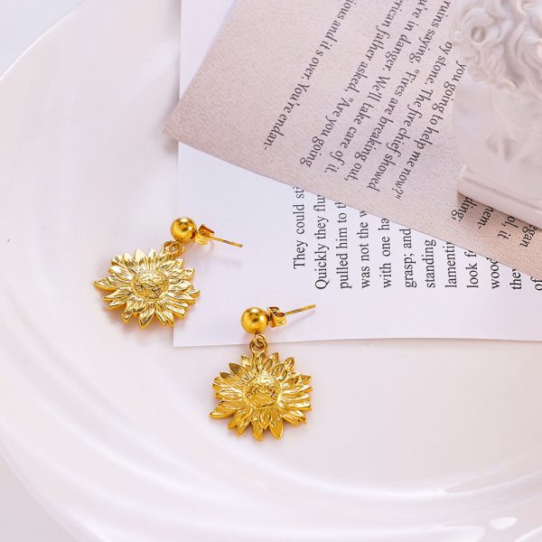O1CN01dzwPh725wjYOqq7Ht_3529117591-0-cib.jpg Stainless Steel Sunflower Earrings 862253136205