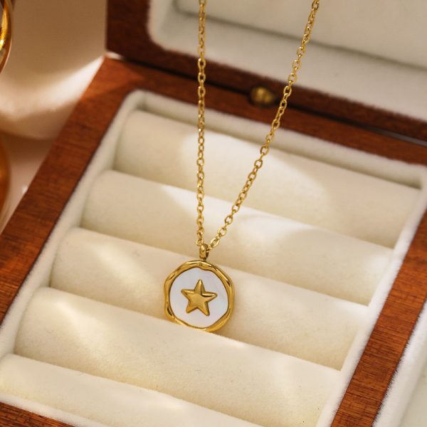 O1CN01etVo4325wjVB7KmY4_3529117591-0-cib.jpg Stainless Steel Star Necklace 809878796120