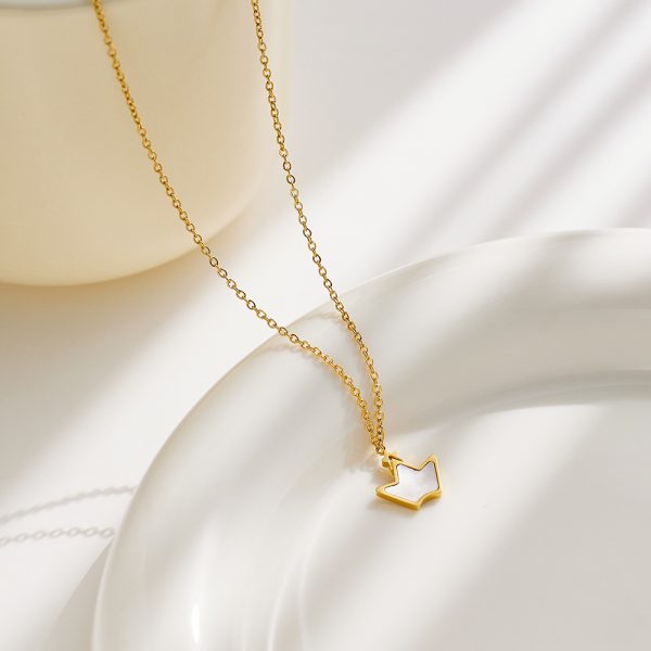 O1CN01gHNIsd25wjbYnTTp1_3529117591-0-cib.jpg Stainless Steel Mother of Pearl Crown Necklace 946069039120