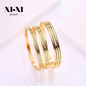 Stainless Steel Rhinestone Bangle 671581955909