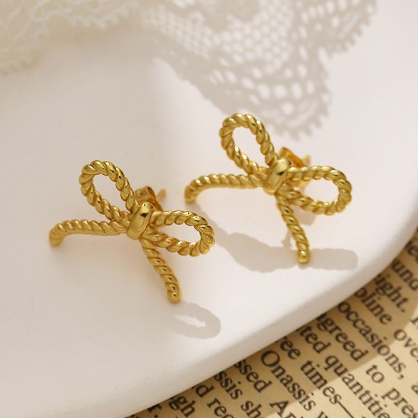 O1CN01hC866P25wjUzaPhCu_3529117591-0-cib.jpg Stainless Steel Teardrop Heart Earrings 804153333579