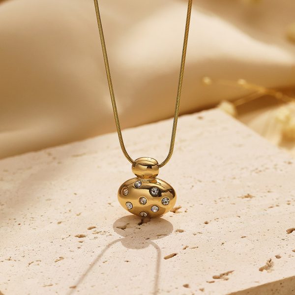 O1CN01hJkm8Q25wjUo5auPm_3529117591-0-cib.jpg Stainless Steel Rhinestone Heart Necklace 801009547172