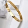 O1CN01hzVTdv25wjEUTlD4E_3529117591-0-cib.jpg Stainless Steel Flower Bangle 633776823439