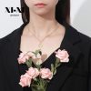 O1CN01i6Vg3w25wjbeGwFpv_3529117591-0-cib.jpg Stainless Steel Zirconia Star Necklace 755240610097