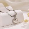 O1CN01ihrN3K25wjVRT0fXS_3529117591-0-cib.jpg Stainless Steel Heart Necklace 813823508920