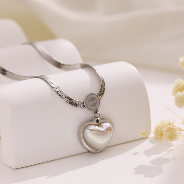 O1CN01ihrN3K25wjVRT0fXS_3529117591-0-cib.jpg Stainless Steel Heart Necklace 813823508920
