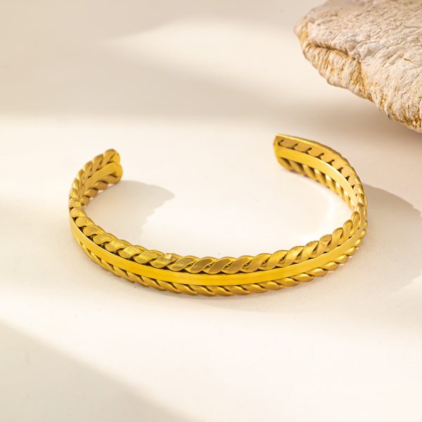 O1CN01iz8nbs25wjcUGwghz_3529117591-0-cib.jpg Stainless Steel C Shaped Bangle 965535887080