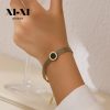 O1CN01lGMU3Z25wjbqe2q2u_3529117591-0-cib.jpg Stainless Steel Roman Numeral Bracelet 799119329137