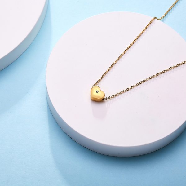 O1CN01lYvOuF25wjbsoxlZ3_3529117591-0-cib.jpg Stainless Steel Zirconia Heart Necklace 647877713964