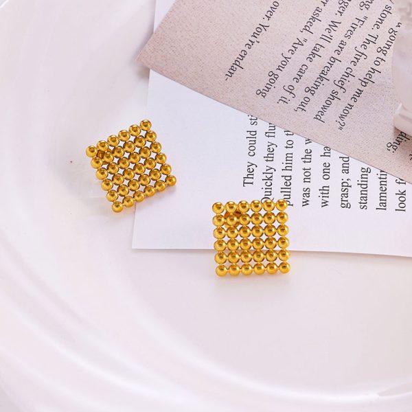 O1CN01ljzfL425wjYnPgncT_3529117591-0-cib.jpg Stainless Steel Woven Stud Earrings 872379028730