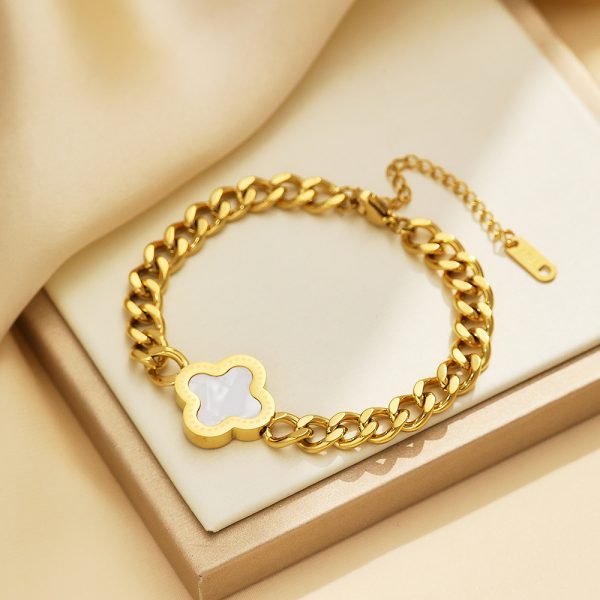 O1CN01mg0WFH25wjbwuwimY_3529117591-0-cib.jpg Stainless Steel Clover Shell Bracelet 955766597487