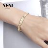 O1CN01n1NLcb25wjbpzcIZd_3529117591-0-cib.jpg Stainless Steel Rhinestone Bangle 632888020310
