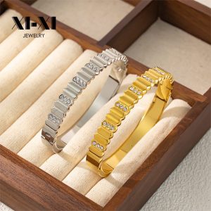 Stainless Steel Rhinestone Screw Bangle 957365583252