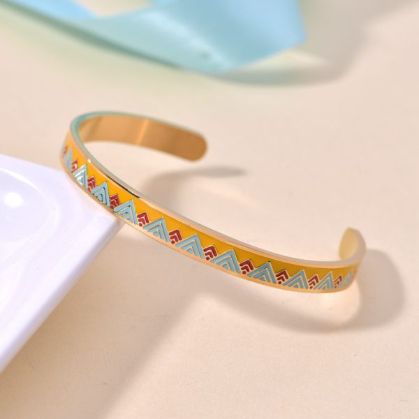 O1CN01oZBvD225wjEFfgoib_3529117591-0-cib.jpg Stainless Steel Enamel Open Bangle 651101403831
