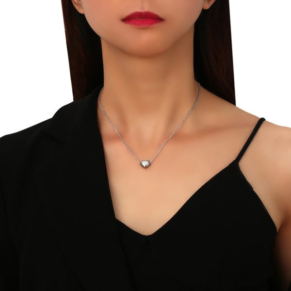 O1CN01p8I7qo25wjDt6f4HJ_3529117591-0-cib.jpg Stainless Steel Zirconia Heart Necklace 647877713964