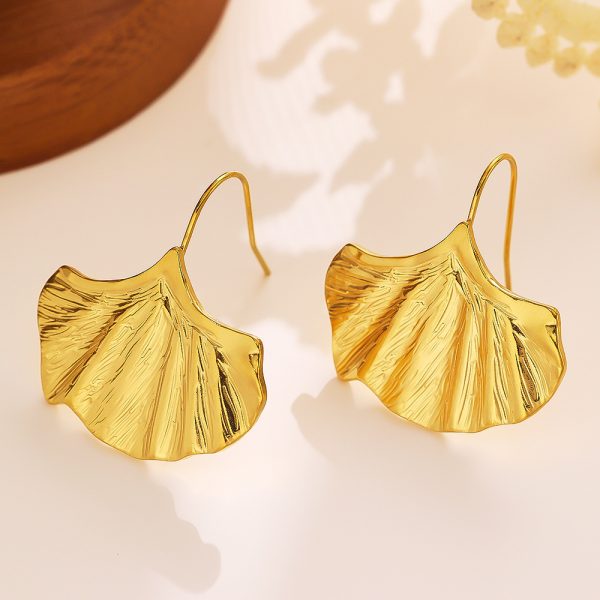 O1CN01pYH7sW25wjS9hgJn4_3529117591-0-cib.jpg Stainless Steel Ginkgo Earrings 762007696354