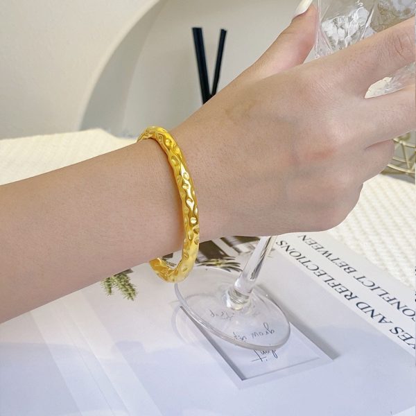 O1CN01poBgyA25wjfvQqUk9_3529117591-0-cib.jpg Stainless Steel Hammered Cuff Bangle 1051998456296