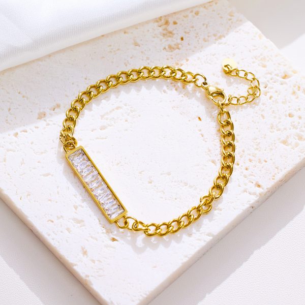 O1CN01qO777P25wjZeft1lS_3529117591-0-cib.jpg Stainless Steel Rhinestone Bracelet 895553627416