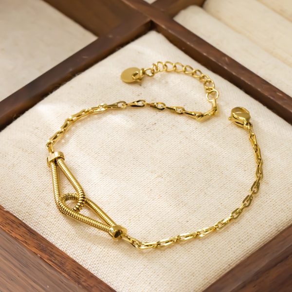 O1CN01rlgYLe25wjbqQXfaA_3529117591-0-cib.jpg Stainless Steel Horseshoe Open Bangle 914164295875