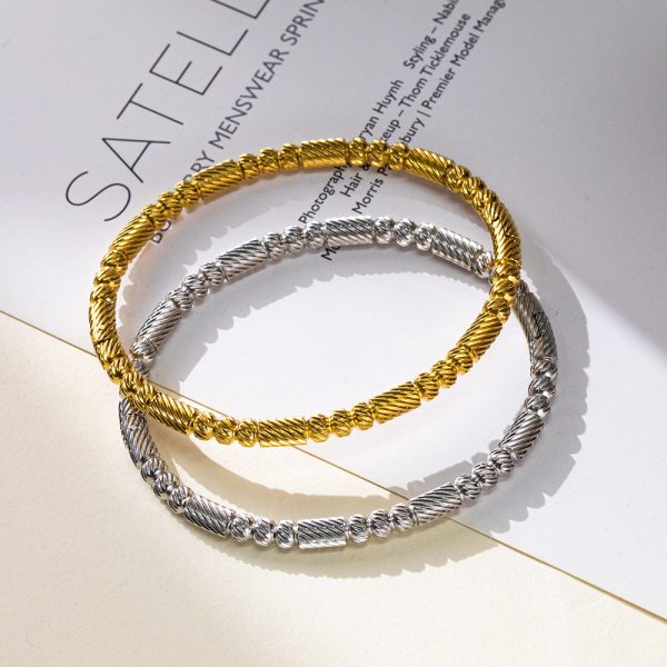 O1CN01sIUFzi25wjZalGQ6P_3529117591-0-cib.jpg Stainless Steel Textured Bead Bangle 894394207110