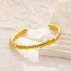 O1CN01sjcwIc25wjOZOMbeY_3529117591-0-cib.jpg Stainless Steel Pearl Bangle 729698293194
