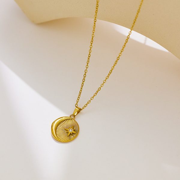 O1CN01tSeHxR25wjQcL7lS0_3529117591-0-cib.jpg Stainless Steel Star Coin Necklace 747602761053