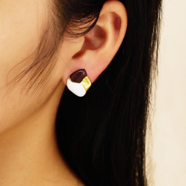 O1CN01ukbj8N25wjRiigAOd_3529117591-0-cib.jpg Stainless Steel Clover Shell Earrings 756940769071