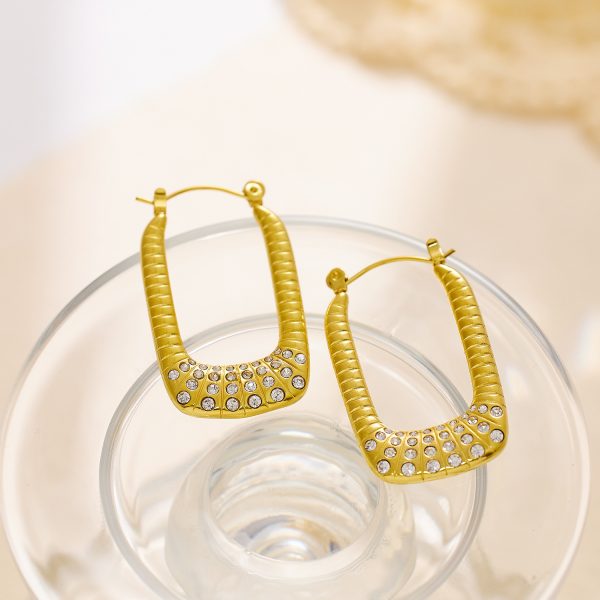 O1CN01vKEVp925wjSphQBgp_3529117591-0-cib.jpg Stainless Steel Rhinestone U Earrings 770425836080