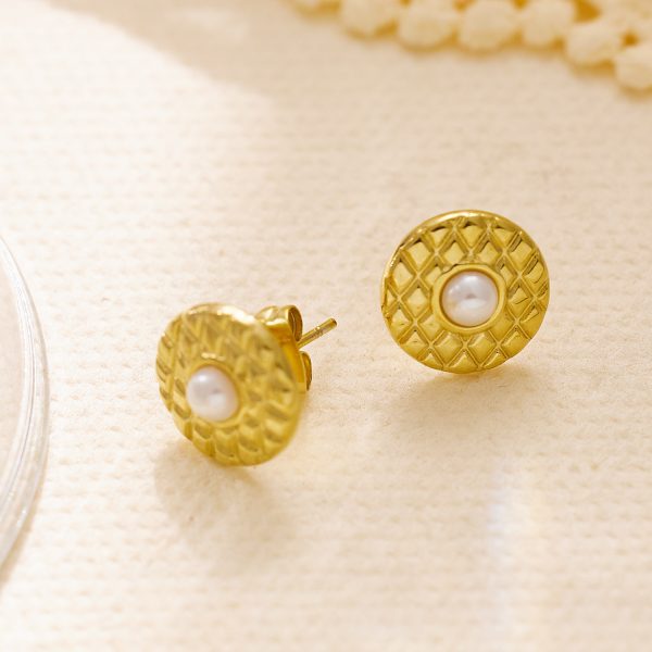 O1CN01wxB7vA25wjRfs54U6_3529117591-0-cib.jpg Stainless Steel Clover Shell Earrings 756940769071