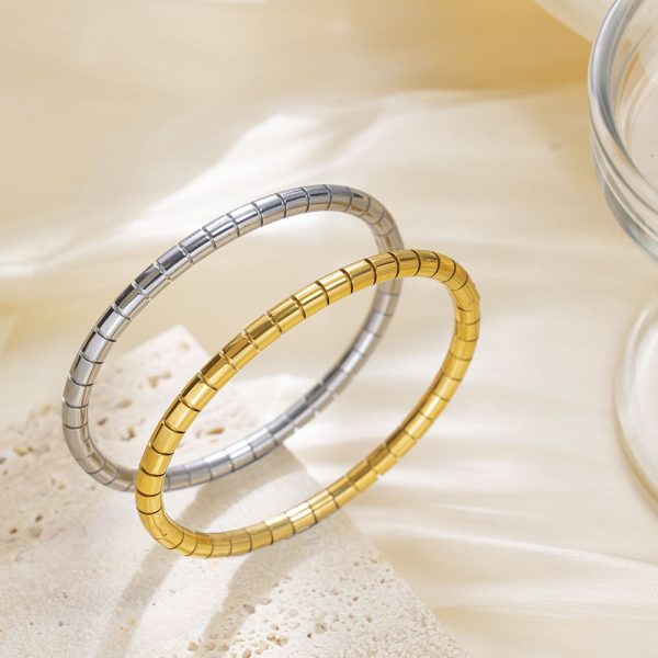 O1CN01x99J9t25wjZannW0p_3529117591-0-cib.jpg Stainless Steel Beaded Bangle 894653614830