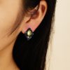 O1CN01xFw31U25wjRfrunkT_3529117591-0-cib.jpg Stainless Steel Clover Shell Earrings 756940769071