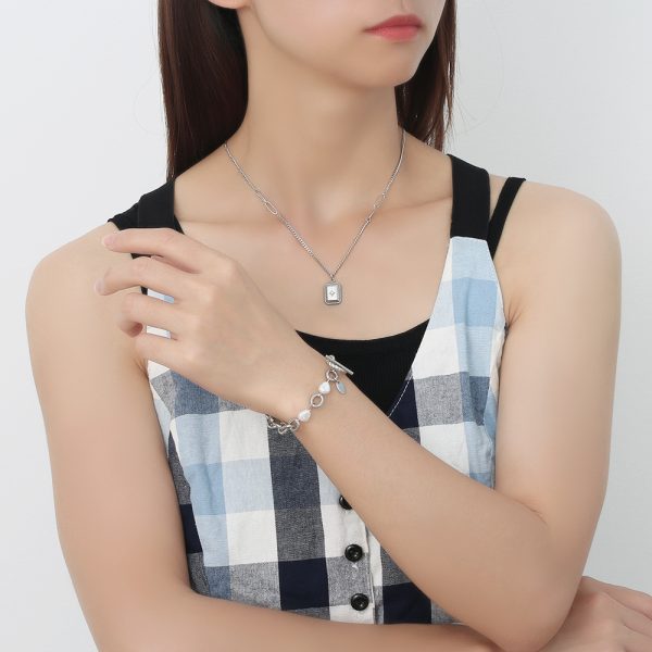 O1CN01xWwEgV25wjD80ZPqt_3529117591-0-cib.jpg Stainless Steel Pearl Toggle Bracelet 643725858307
