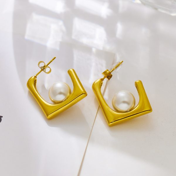 O1CN01xgL8Rt25wjRZT2KwQ_3529117591-0-cib.jpg Stainless Steel Pearl Hoop Earrings 756784087822