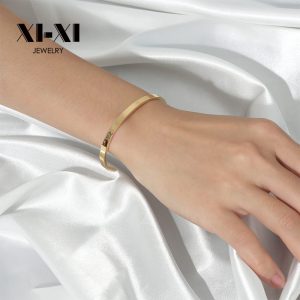 Stainless Steel Engraved Open Bangle 564303271202