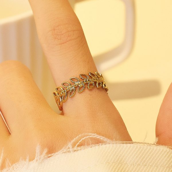 O1CN01z1kdor25wjNtVFokc_3529117591-0-cib.jpg Stainless Steel Hollow Geometric Ring 724521892136