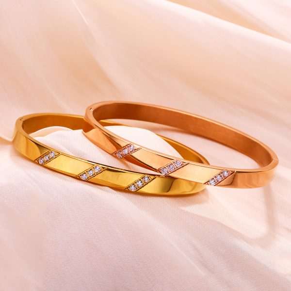 O1CN01zNsWIZ25wjblwxF3H_3529117591-0-cib.jpg Stainless Steel Zirconia Bangle 919676206714